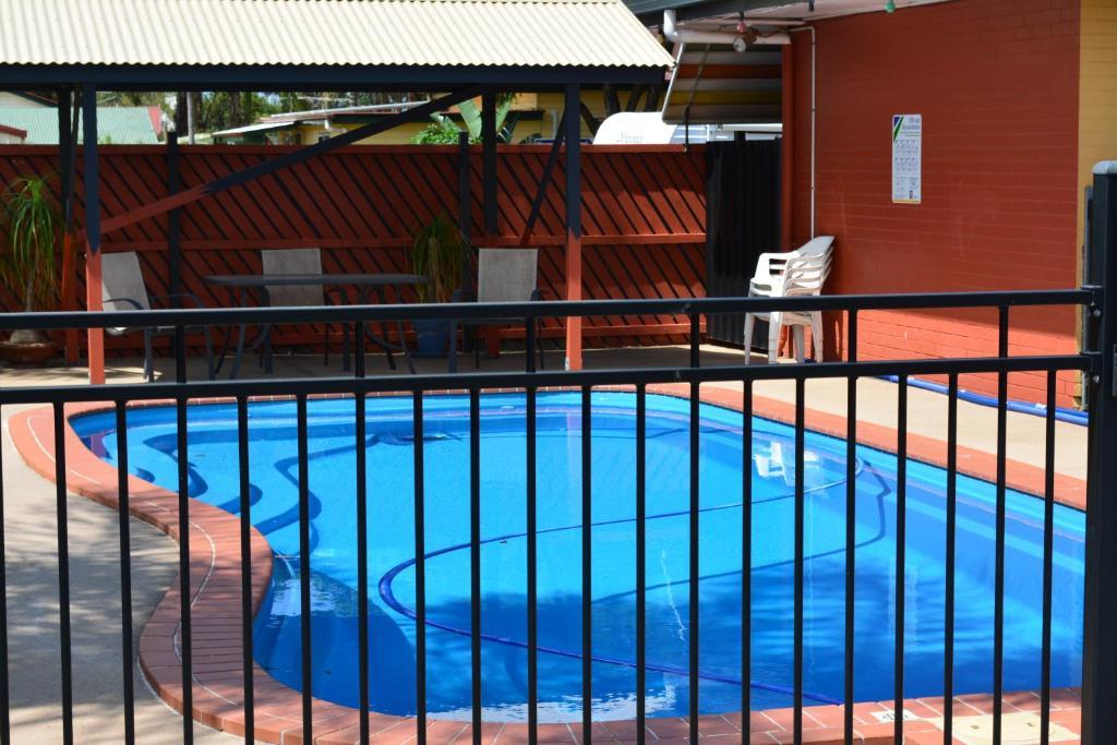 Motel Oasis Kingaroy Bagian luar foto